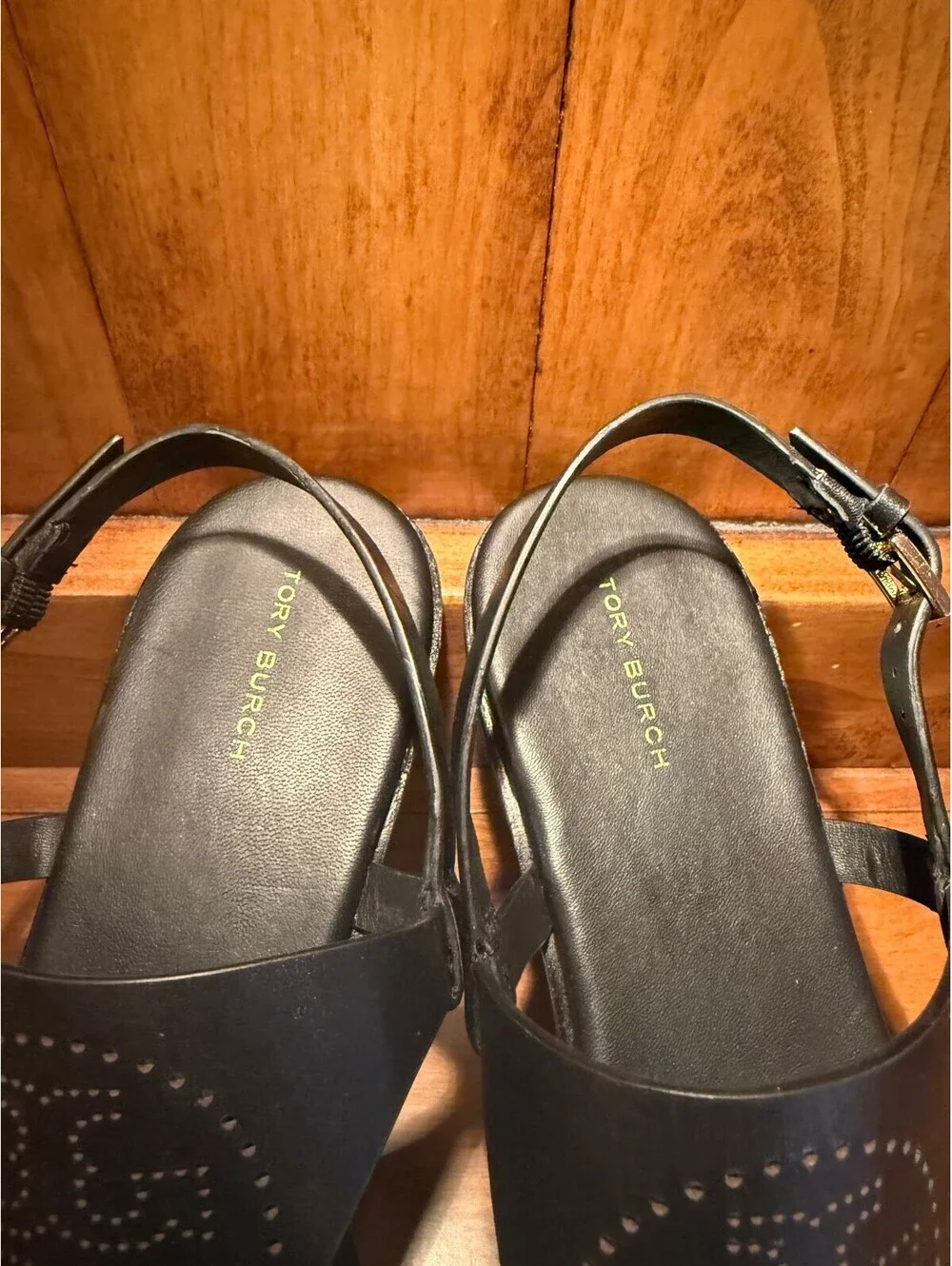 New Tory Burch Capri Perforated Logo Leather Slingback Sandals Women's Size 9